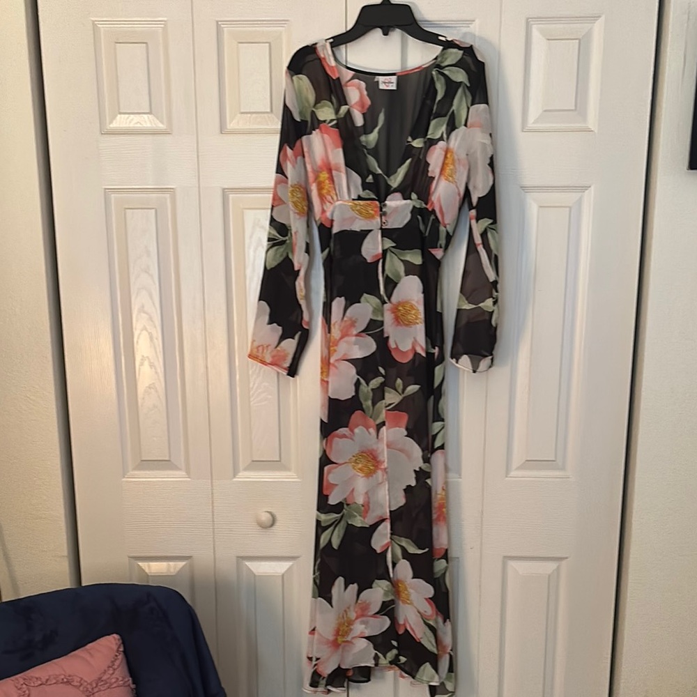 Orange Long Sleeve V-Neck Gown for Cocktail Events